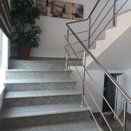 Casa Bujoreni 2 *